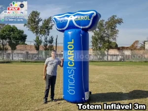 totem inflável personalizado promocional óticas carol